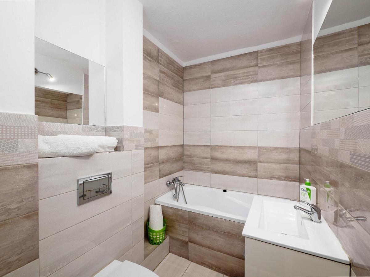 Apartamento Sweet Honey Mieszkanie W Plocku Exterior foto